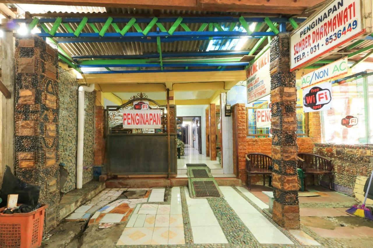 Dharmawati Homestay Syariah At Terminal Purabaya Waru Eksteriør billede