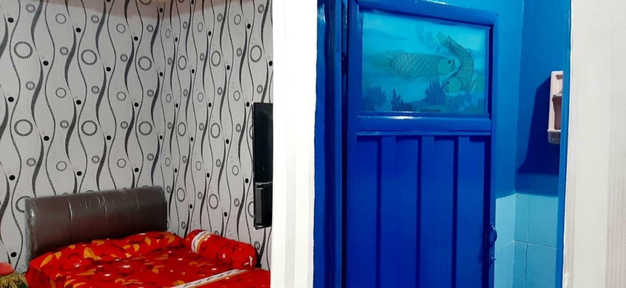 Dharmawati Homestay Syariah At Terminal Purabaya Waru Eksteriør billede